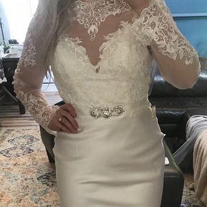 Prefect condition Wedding dress